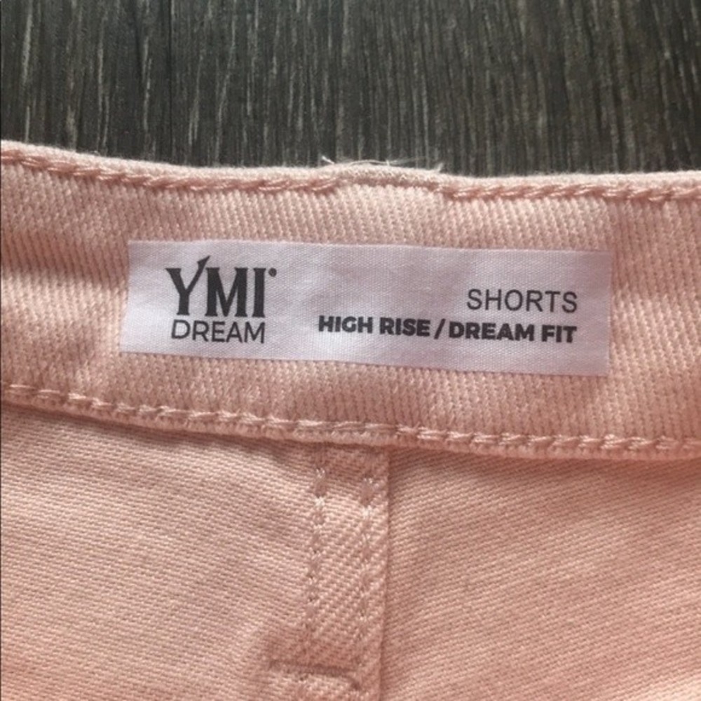 SOLD ✨ YMI Dream Vintage Shorts - Picture 6 of 10